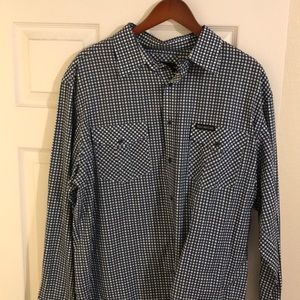 RocaWear \ New Button Shirt